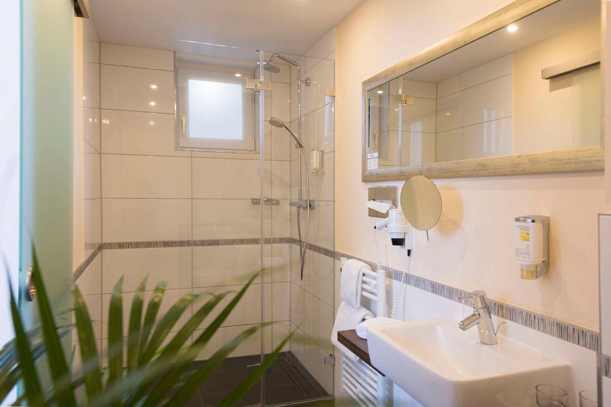 Best Western Hotel Lamm Singen Extérieur photo