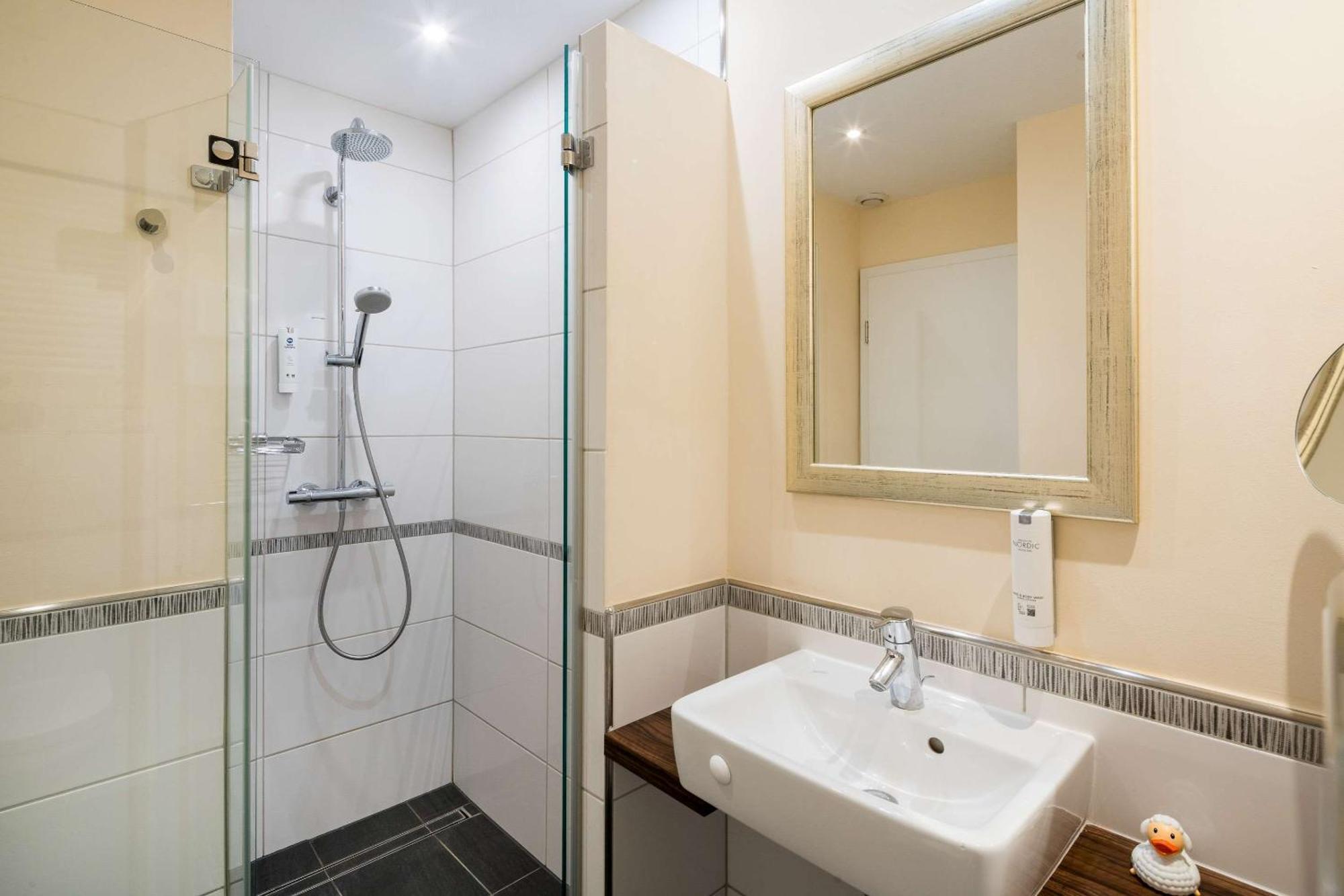 Best Western Hotel Lamm Singen Extérieur photo